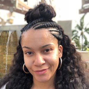 Meet your Posher, Salonia